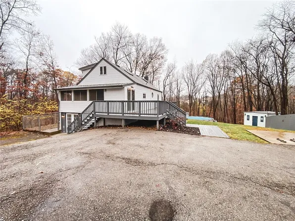401 Rich Hill Rd, Cheswick, PA 15024