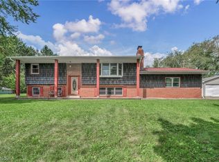 275 Smedley Dr, Washingtonville, OH 44490
