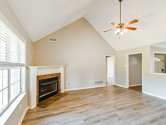 5th image of 345 Winding Creek Dr