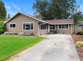 118 18th St NW, Puyallup, WA 98371