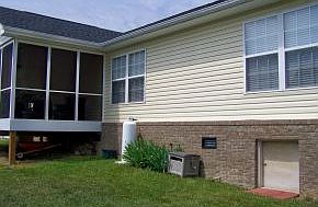 3rd image of 221 Blackwood Way