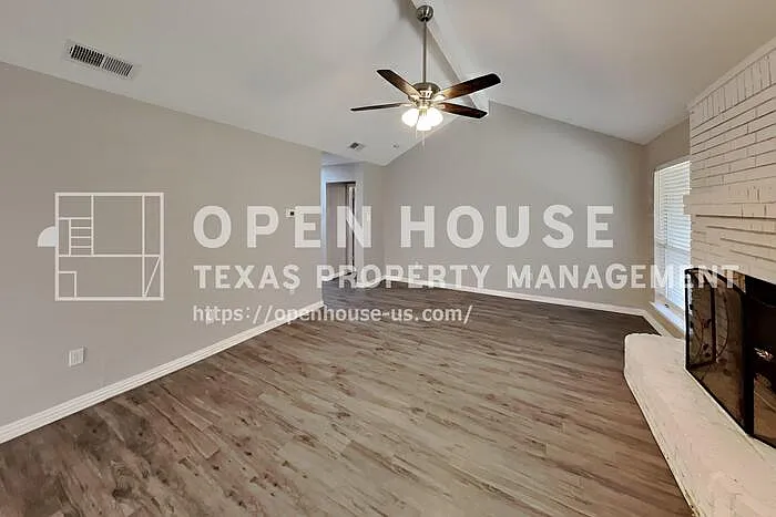 3 bed, 2.0 bath, 1464 sqft, $2,125 — Photo 4