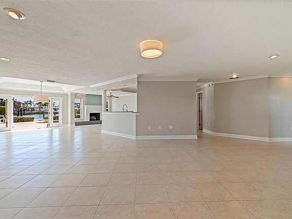 4th image of 11225 4TH STREET E