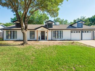 1701 Marlene Dr, Euless, TX 76040