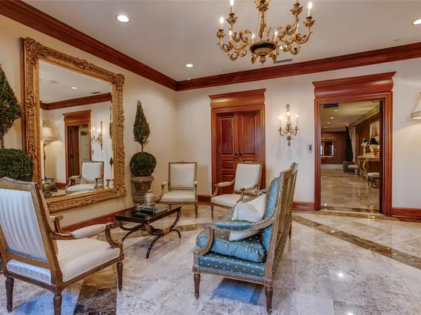 2848 Woodside St #7A, Dallas, TX 75204