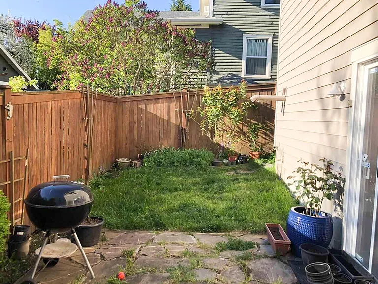 Quiet back yard oasis