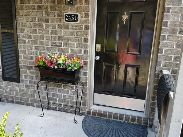 2451 Realm St, Charleston, SC 29406