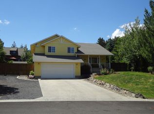 1667 Lorien Ln, Moscow, ID 83843