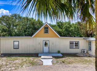 316 W Pine Ave, Saint George Island, FL 32328