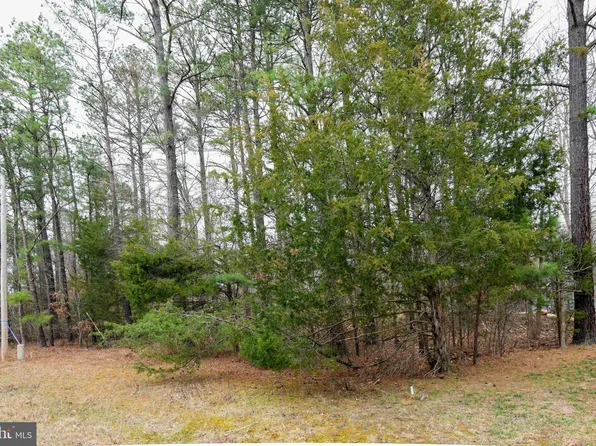 201 Minute Man Dr, Ruther Glen, VA 22546