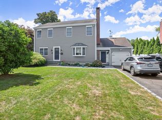 31 Unity Rd, Stamford, CT 06905