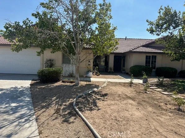 13596 Kurena Rd, Apple Valley, CA 92308