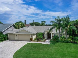 486 Yacht Harbor Dr, Osprey, FL 34229