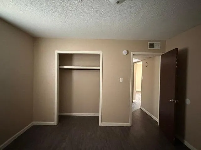302 Georgia St #16 — Photo 2