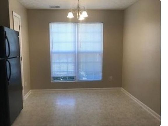 3rd image of 8376 Carlington Ln