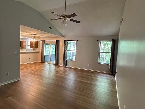 2nd image of 3537 Churchill Dr