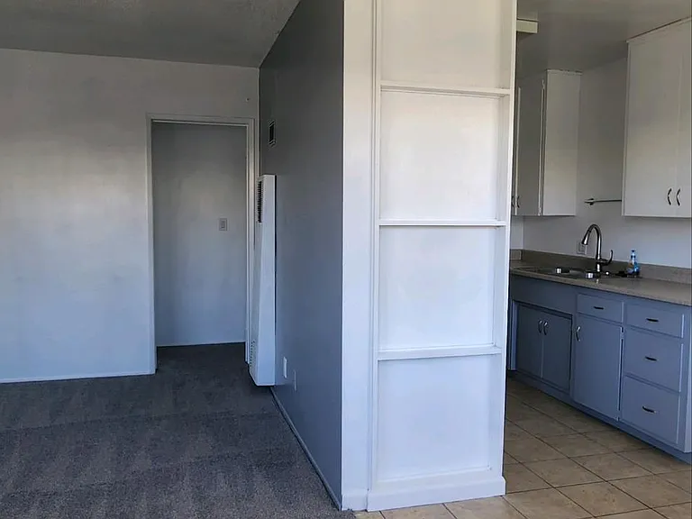 10136 Scott Ave — Photo 5