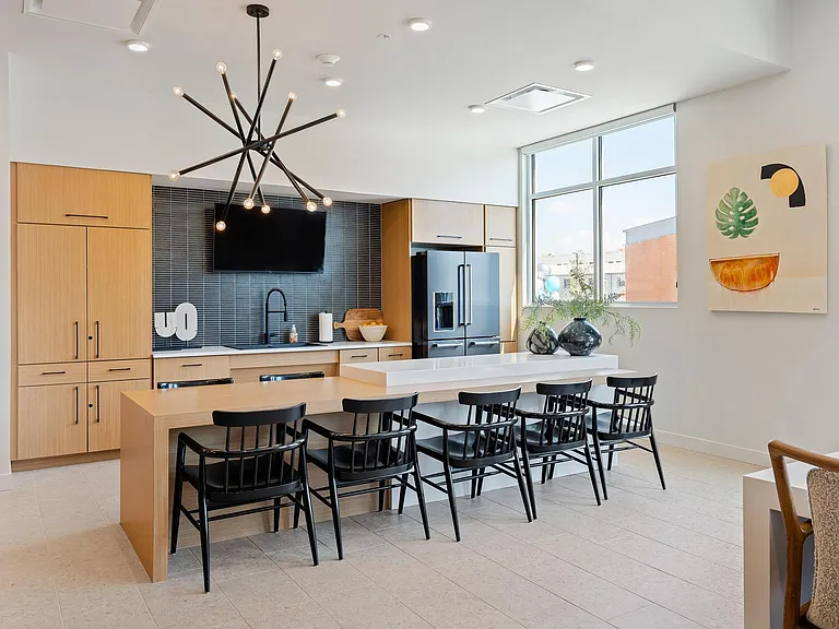 Brookside Commons — Photo 9