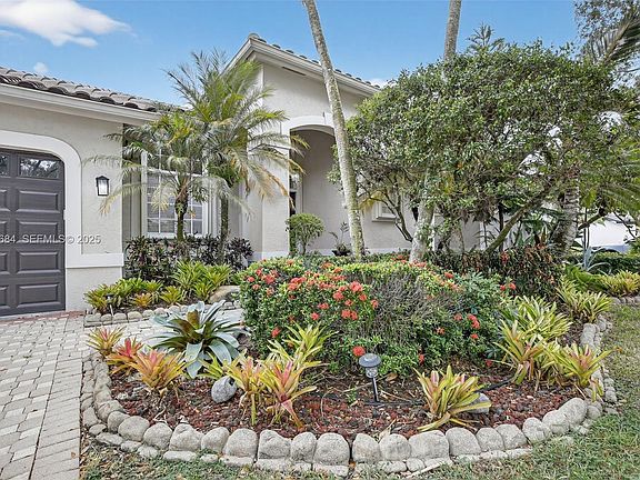 3rd image of 1488 Lantana Ct