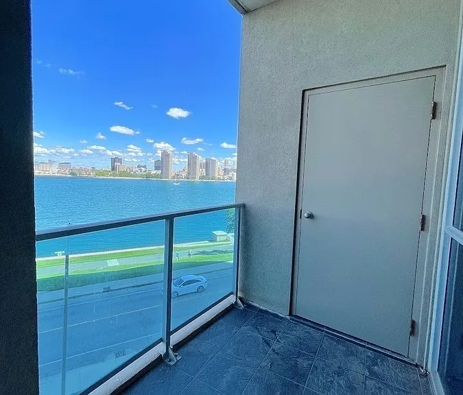 1225 Riverside Dr W #403 — Photo 17
