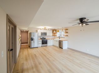 315 23rd St NE #U, Cedar Rapids, IA 52402