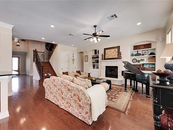 5th image of 2902 Allerford Ct