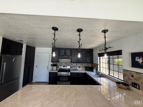 4th image of 6909 Rolling Ridge Dr
