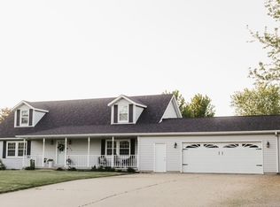 740 Timber Creek Rd, Dixon, IL 61021