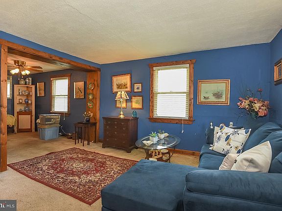 2nd image of 128 Denn Pl