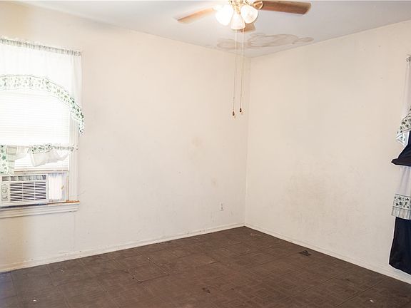 4th image of 621 S Wanda Dr