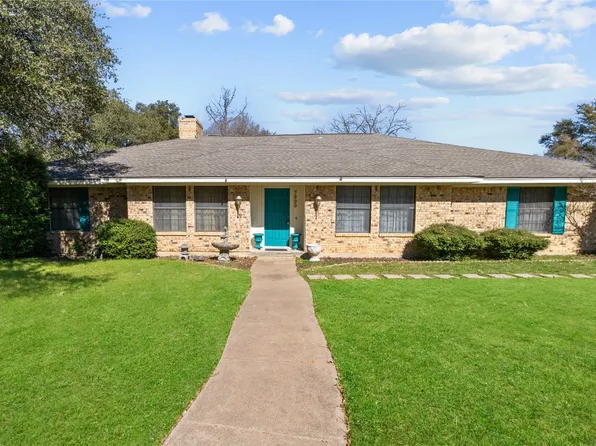 7800 Skylake Dr, Fort Worth, TX 76179