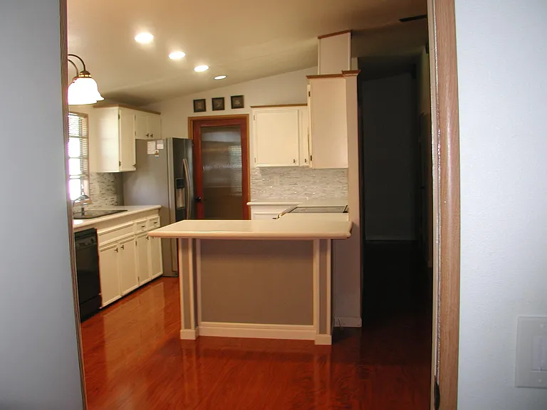 126 River Oaks Dr — Photo 16