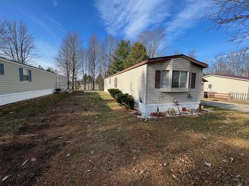 5470 Eddie St Croswell MI Zillow