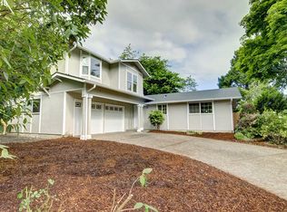 1950 Tarpon St, Eugene, OR 97401