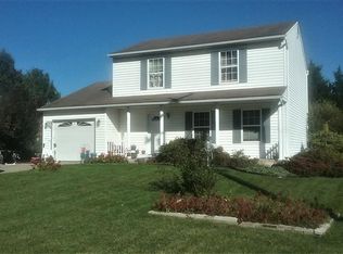 2985 Raintree Rd, York, PA 17404