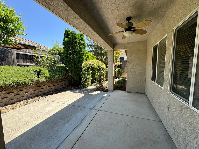 7729 Briarberry Way — Photo 29