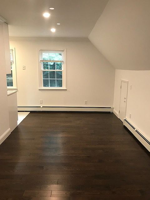 1st image of 140 Fairfax Ave Floor 2