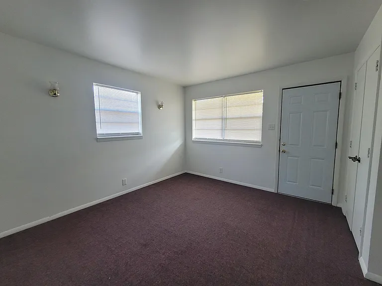 2200 S Illinois Ave #11 — Photo 1