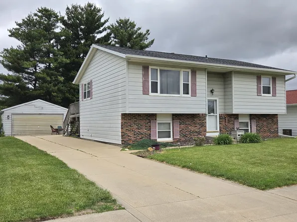 2203 20th Ave, Sterling, IL 61081