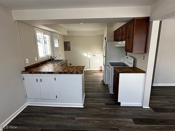 3rd image of 1342 E 346th St