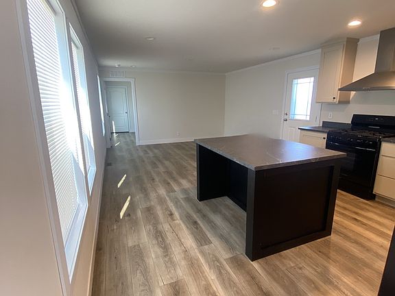 2nd image of 9707 Sherwood #192