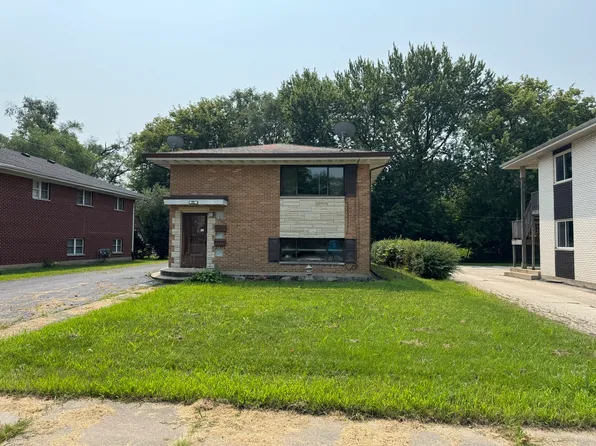 25 Wellington Ave, Mundelein, IL 60060