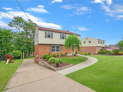 291 Deer Park Dr E, Clairton, PA, 15025