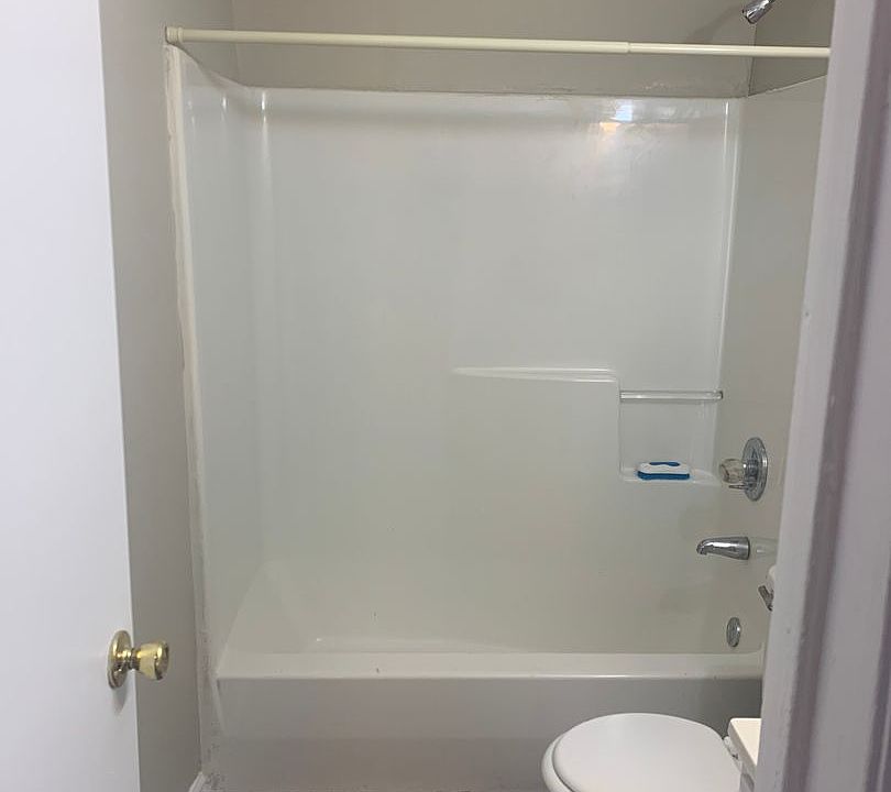 2nd image of 2724 20th Ave N APT D