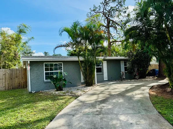 3983 Coleridge Pl, Sarasota, FL 34241