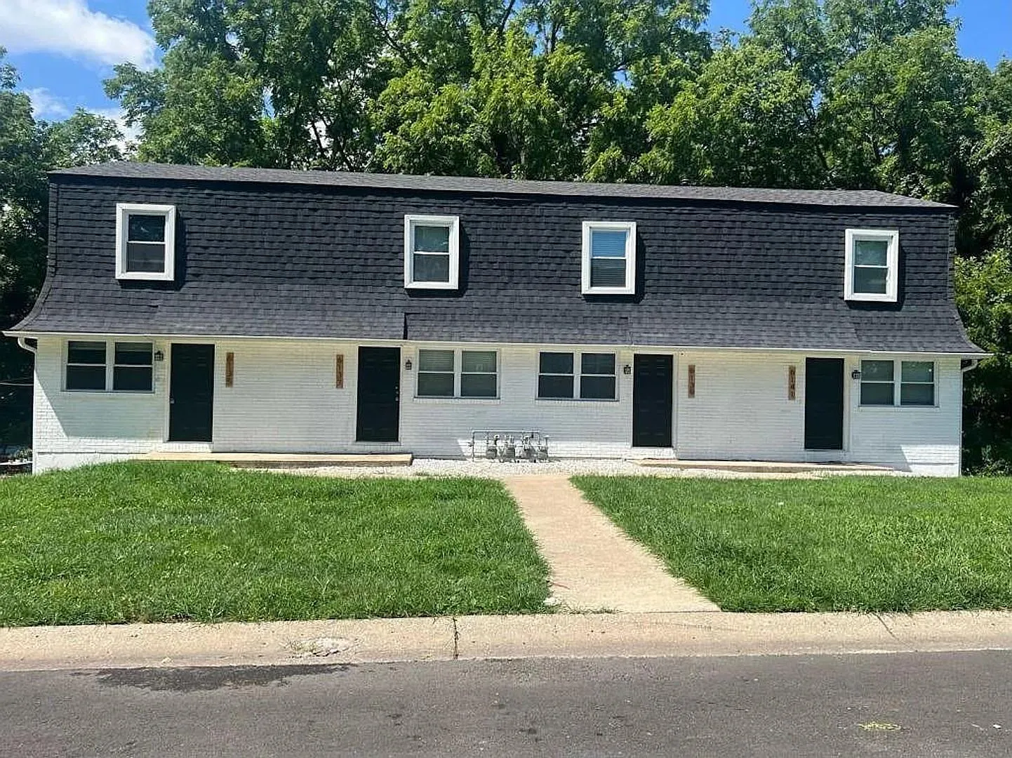 6135 Farrow Ave — Photo 1