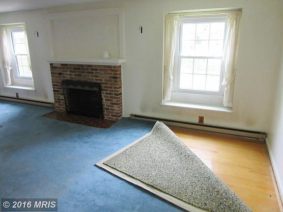 Lovely Hardwood Floors under Carpet)