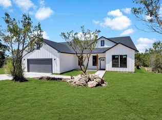 650 Anglers Rdg, Bluff dale, TX 76433