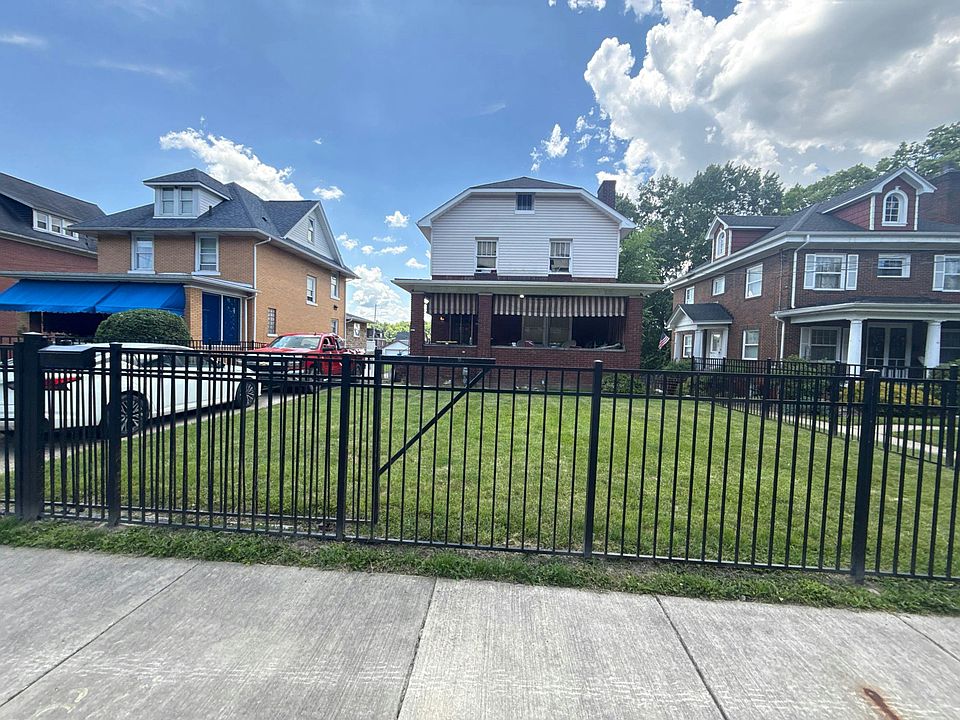 1st image of 325 Hawthorne St