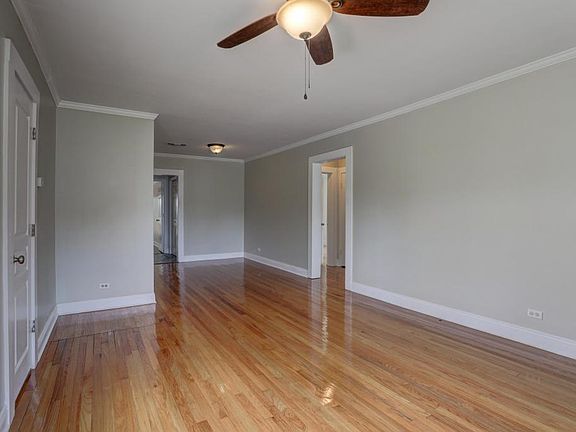 5th image of 205 E Lawrence St